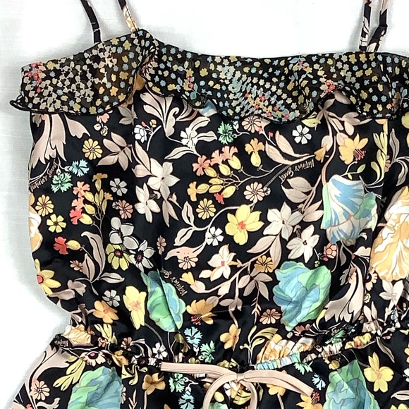 New Victoria’s Secret Flounce Romper Sz Small - Picture 5 of 8